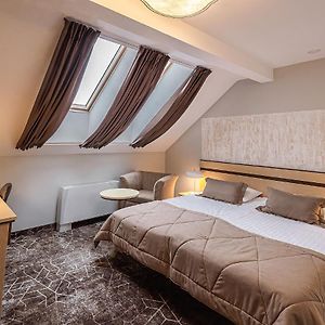 Attic Attic Double Room
